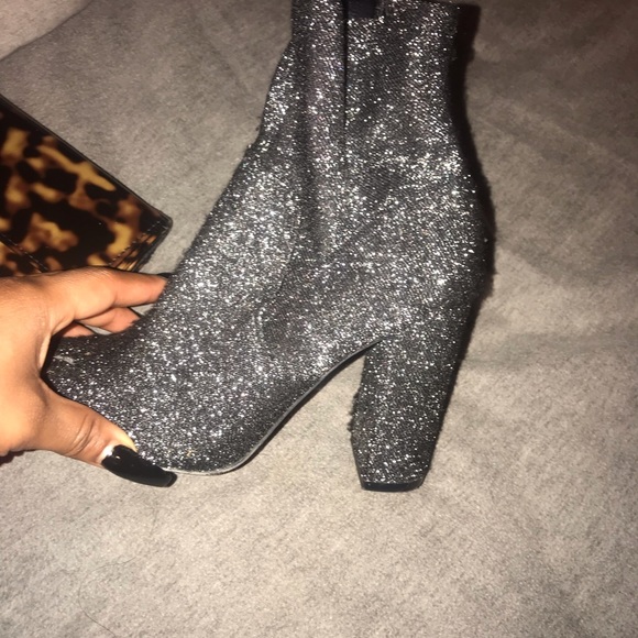 Sparkly bootie - Picture 2 of 4